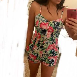 Fitted Floral Print Romper perfect for summer 🌷🌺